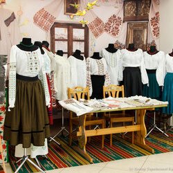 Персональна виставка вишитих сорочок Інни Залізнюк, 16 - 26.12.2016 р.