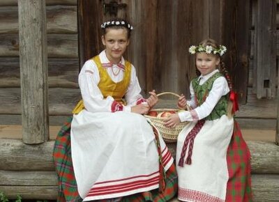 Відкриття проекту « Литовська національна спадщина. Традиційне мистецтва костюму »