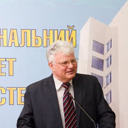 Сергій Жанович Пустовалов на конференції «Сучасні проблеми музейної та пам'яткоохоронної діяльності», 12 квітня 2017 р.