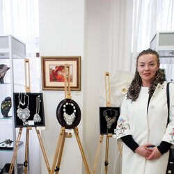 Lina Sand на відкритті V Всеукраїнської виставки «Бісер: Вчора. Сьогодні. Завтра», 4 березня 2017 року