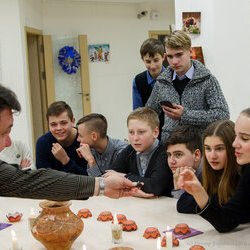 Інтерактивна лекція «Зазирни в своє майбутнє!» від Валерія Лейка, 13 грудня 2017 р.
