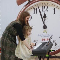 Святковий концерт «Новорічні Передзвони», 17 грудня 2018 р.