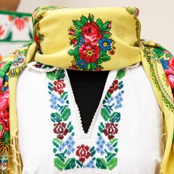 Майстри: Дарія Стасюк та Діана Новак, VIІ Всеукраїнська виставка «Бісер: Вчора. Сьогодні. Завтра», 1 - 23.03.2019 р.