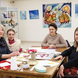 Майстер-клас із виготовлення новорічної іграшки в техніці філейного в'язання, Неоніла Геля