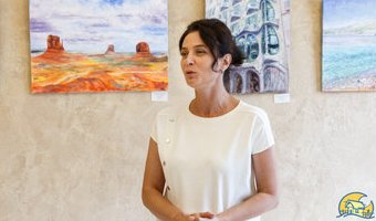 Світлана Долеско на відкритті виставки «Мрії та спогади», 31 липня 2018 р. Світлана Долеско на відкритті виставки «Мрії та спогади», 31 липня 2018 р.