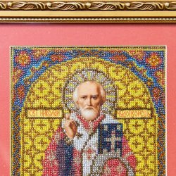 Майстер: Галина Петруша. V Всеукраїнська виставка «Бісер: Вчора. Сьогодні. Завтра», 4.03 – 2.04.2017 р.