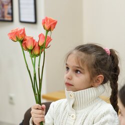 Фото з майстер-класу «Основи різдвяної та новорічної флористики», Інститут шляхетних дівчат