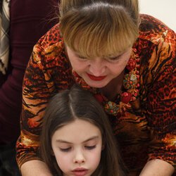 Фото з майстер-класу із розпису новорічних кульок у техніці декупажу, Олеся Токарська