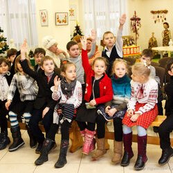 Фото з презентації дитячих новорічних книжок. Видавництво «Братське»
