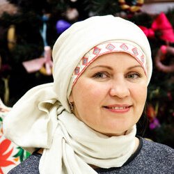 Інна Залюзнюк на майстер-класі «Традиційні головні убори українських жінок», 9.12.2016 р.