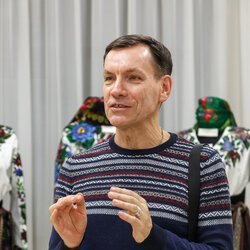 Юрій Мельничук на відкритті VIІ Всеукраїнської виставки «Бісер: Вчора. Сьогодні. Завтра», 1 березня 2019 р.