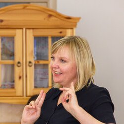 Валентина Дем'ян на круглому столі «Косівська мальована кераміка: підготовка до списку ЮНЕСКО», 1 вересня 2017 р.