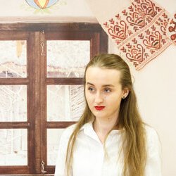 Анастасія Горобець на закритті V Всеукраїнської виставки «Бісер: Вчора. Сьогодні. Завтра», 31.03.2017 р.