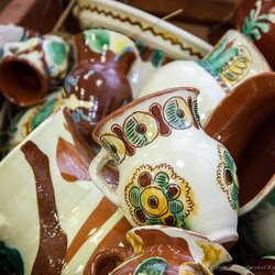 Майстер: Марія Гринюк. Культурно-виставковий проект «У вінку нев'янучих традицій», 20.06 – 27.07.2017 р.