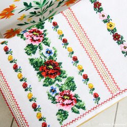 Майстер: Анна Кривобок, VIІ Всеукраїнська виставка «Бісер: Вчора. Сьогодні. Завтра», 1 - 23.03.2019 р.