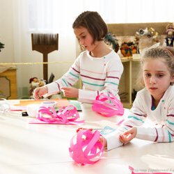Фото з майстер-класу «Новорічні кулі з паперу своїми руками», Марія Кривець