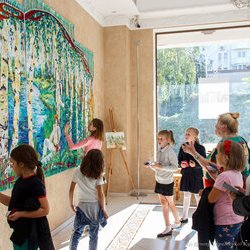 Екскурсія виставкою «Україна зоряної мови, Україна Божого Буття», 14 вересня 2017 р.