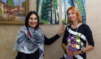 Інна Селантьєва та Ірина Бендеровська на відкритті виставки «Ukrainian art is the Best», 1.11.2016 р.