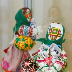 Майстер: Валентина Подольська. Виставка «Сонячний Великдень-2017», 8.04 – 6.05.2017 р.