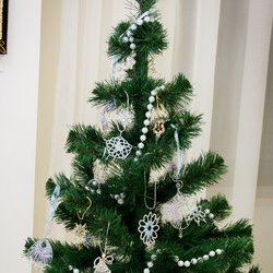 Майстер: Наталія Зінченко. VI Свято Новорічної Іграшки, 3 - 30.12.2016 р.