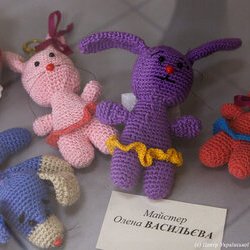 Майстер: Олена Васильєва, ІІІ Всеукраїнська виставка в'язання «Тепла осінь», 1 - 31.10.2018 р.