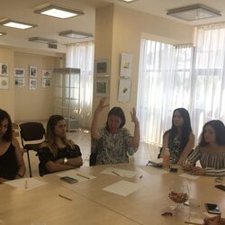 Фото з майстер-класу «Ведучий від А до Я»