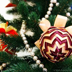 Майстри: Дар'я Семенова та Марина Косач. VI Свято Новорічної Іграшки, 3 - 30.12.2016 р.