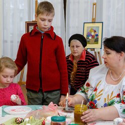 Фото з майстер-класу із писанкарства «Хвостики ластівки», Тетяна Коновал