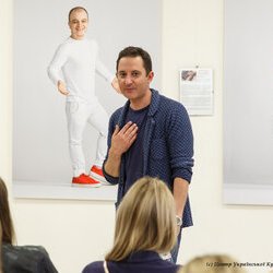 Фото з лекції «Як зрозуміти, що час іти до лікаря, та як з лікарем побудувати ефективну комунікацію», Валерій Ославський