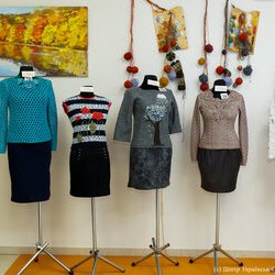 Майстер: Тетяна Зосімова, ІІ Всеукраїнська виставка в'язання «Тепла осінь», 30.09 - 31.10.2017 р.