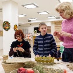 Фото з майстер-класу із травоплетіння, Маргарита Канішева