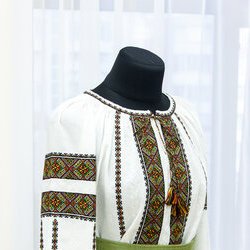 Майстерня української вишивки «Любава», «Ірина Свйонтек. Життя присвячене мистецтву», 18.05 – 17.06.2017 р. 