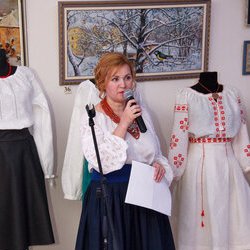 Інна Залізнюк на вечорі української вишивки «Від автентики до сучасності». 21.12.2016 р.