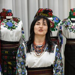 Діана Новак на відкритті VIІ Всеукраїнської виставки «Бісер: Вчора. Сьогодні. Завтра», 1 березня 2019 р.