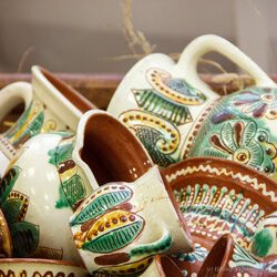 Майстер: Марія Гринюк. Культурно-виставковий проект «У вінку нев'янучих традицій», 20.06 – 27.07.2017 р.