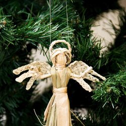 Майстер: Ірина Контар. VI Свято Новорічної Іграшки, 3 - 30.12.2016 р.