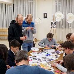 Фото з майстер-класу зі створення колажу, Іван та Василь Костенки