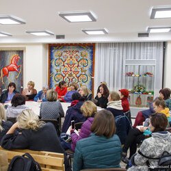 Фото з семінару «Що робити з хенд-мейдом: хоббі чи бізнес?», Наталія Волошина