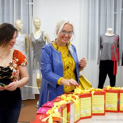 Фото з І Всеукраїнської виставки в'язання «Тепла осінь»