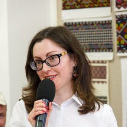 Ольга Музиченко на відкритті виставки «Ірина Свйонтек. Життя присвячене мистецтву», 18 травня 2017 року
