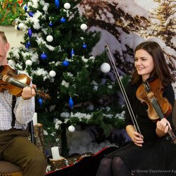 « Різдвяна музика та танці » від « US Orchestra », 22 грудня 2017 р.