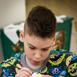 Фото з майстер-класу із виготовлення сувеніру-магніту «Писанка», Анастасія Горобець