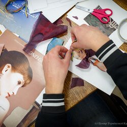 Фото з лекції-практикуму зі створення колажу, Аліна та Вікторія Пономаренко