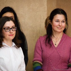 Ольга Музиченко та Наталія Дмитренко на відкритті виставки «La Viva Vita», 17.01.2017 р.