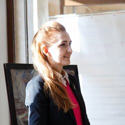 Світлана Антюшина на відкритті виставки «Ми споглядаємо за вами», 6 лютого 2018 р.