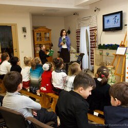 Фото з презентації дитячих новорічних книжок. Видавництво «Братське»