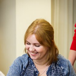 Інна Залізнюк на майстер-класі «Крій традиційної жіночої сорочки. З'єднувальні шви», 11.11.2016 р.