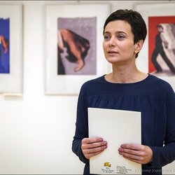 Світлана Долеско, Генеральний директор Центру Української Культури та Мистецтва, привітала всіх присутніх із відкриттям цього незвичного, багатогранного проекту.