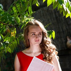 Анастасія Горобець на святкуванні Всесвітнього дня в'язання на публіці, 9 червня 2017 р.