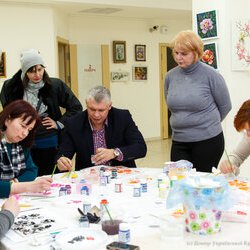 Фото з майстер-класу «Кольорові мазочки, лінії і крапочки. Що з цим робити?», Олег Крець